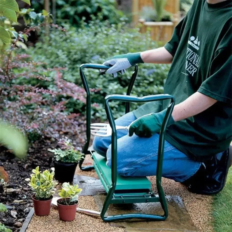 Klappbare Garten-Kniebank und Sitzhilfe – Belastbar bis 150 kg, inkl. Werkzeugtaschen
